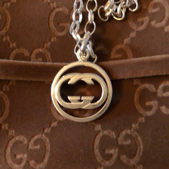 Gucci Interlocking G sterling silver necklace - Picture 2 of 13